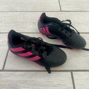 Adidas Kids Black and Pink Soccer Cleats Size 10